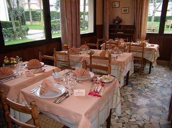 Hotel Falco D'oro Tole